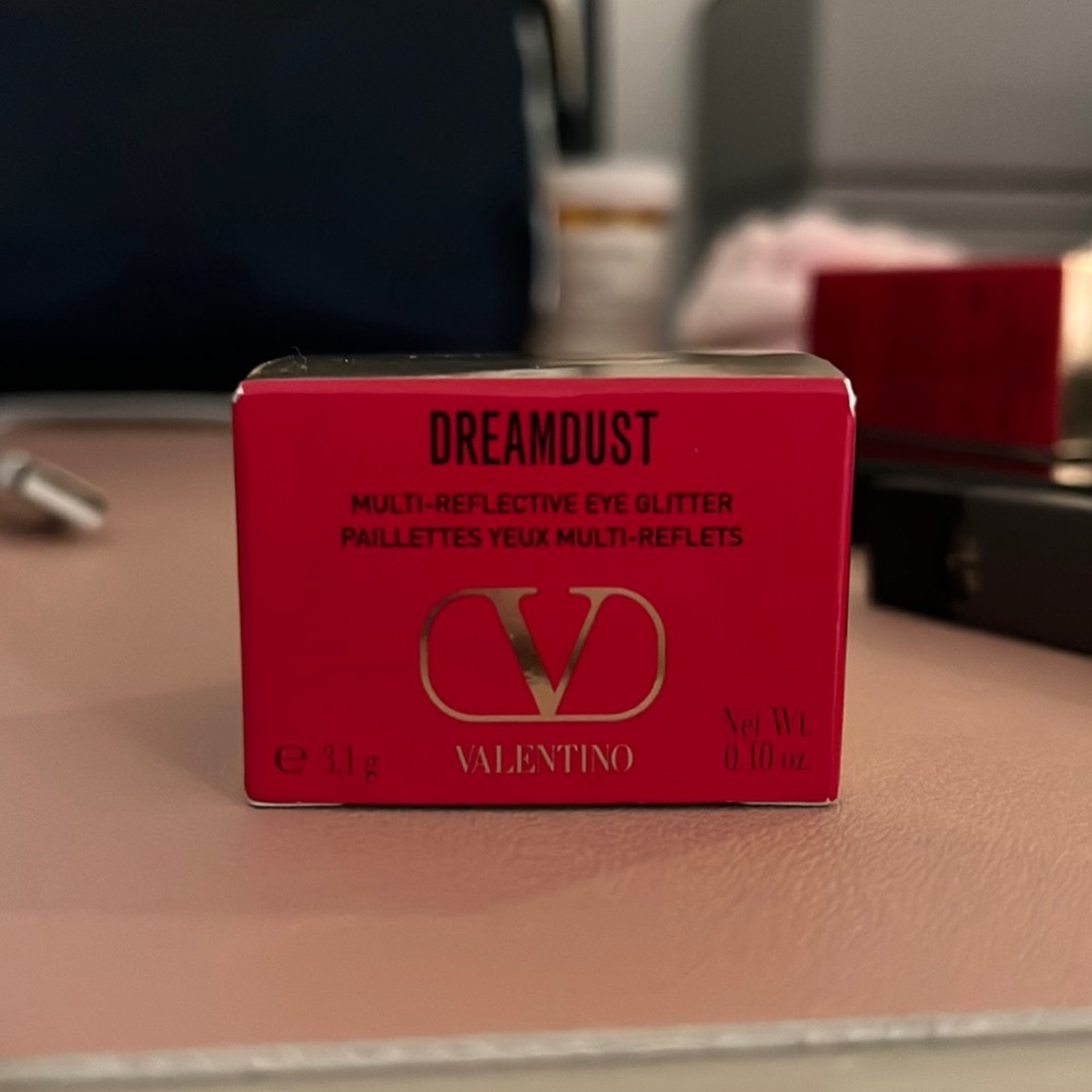 Valentino Dream Dust Multi-Reflective Glitter